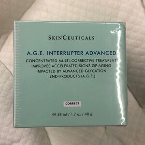 SkinCeuticals A.G.E. Interrupter Advanced in Light Blue